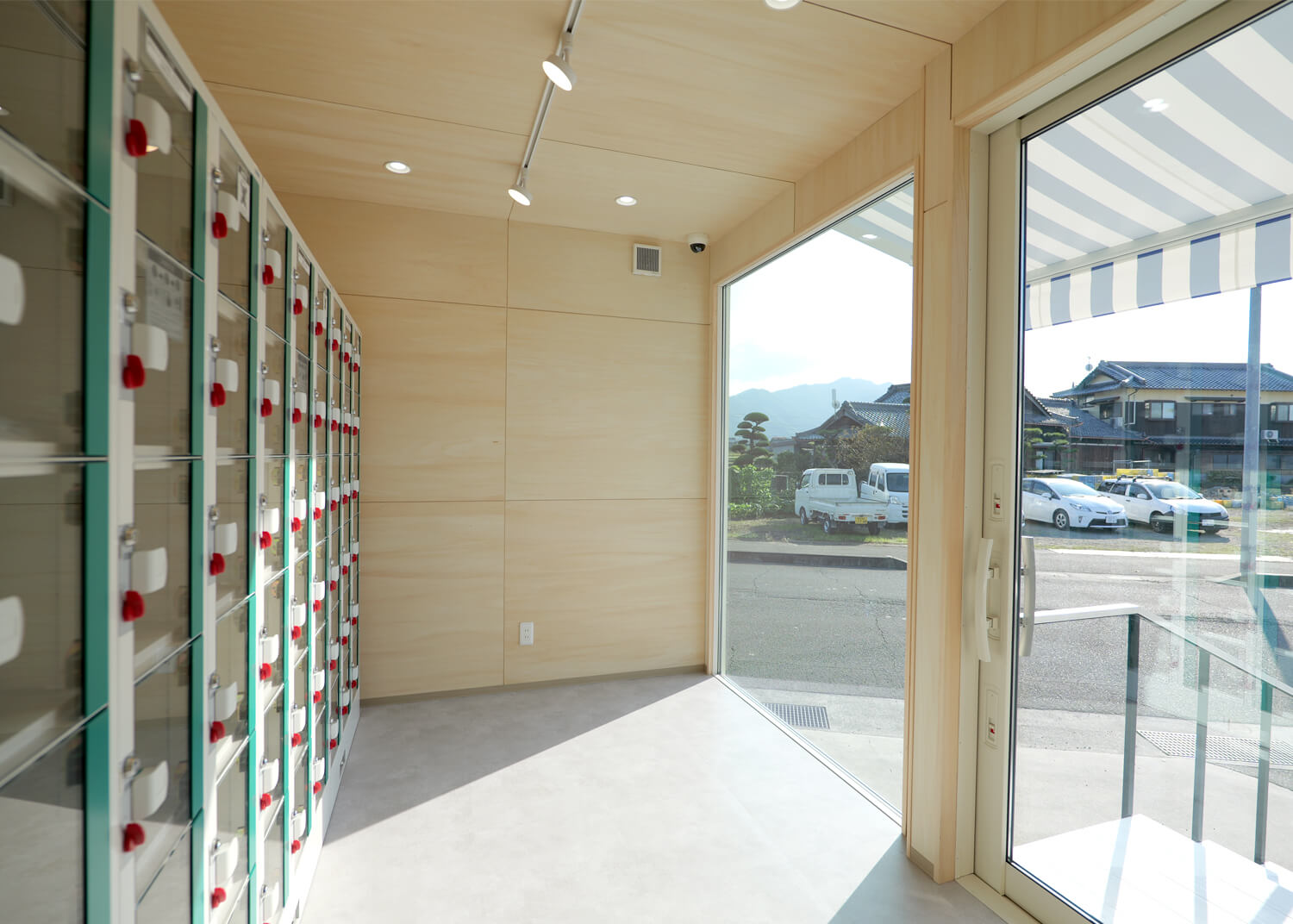 野菜無人販売所（店舗） 内観